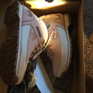 Timberland cameo rose shoes